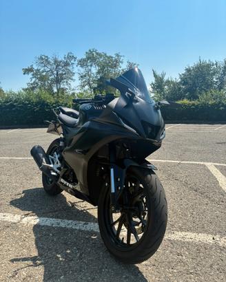 YAMAHA R125 ABS 2025 – Nero