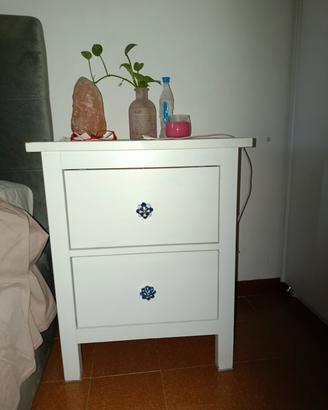 Comodino Ikea 