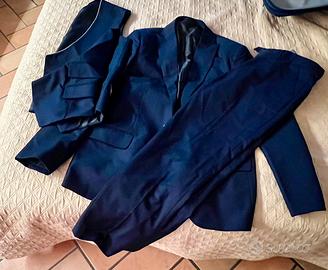 Abito completo uomo colore blu