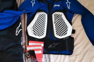 pettorina protezioni bambino yamaha alpinestars 