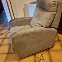 poltrona elettrica funzionante usata poco 160€ 