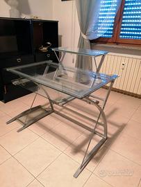 Scrivania trasparente in Vetro