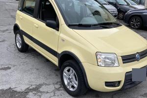 Fiat panda 1.3  4x4 multijet climbing
