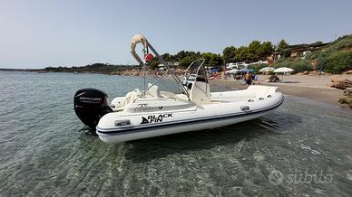 Gommone motore e carrello