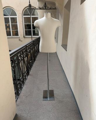 Manichini mazzo busto uono