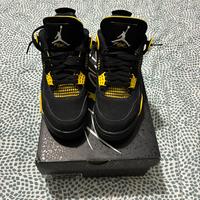 JORDAN 4 yellow thunder