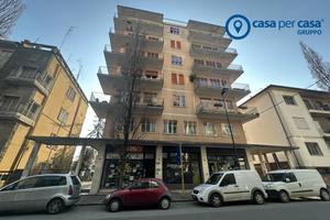 APPARTAMENTO DI GRANDE METRATURA CON DOPPI SERVIZI