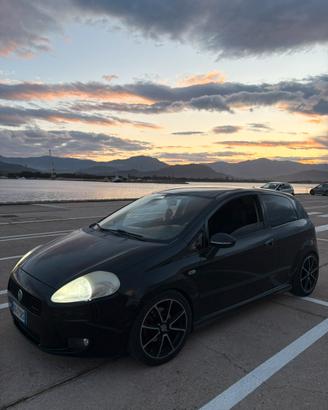 Grande Punto sport
