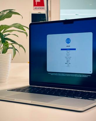 MacBook Air 13 M4 16GB 256GB argento + garanzia