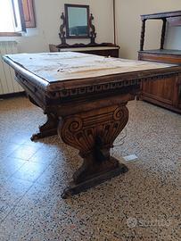 tavolo legno  - San Gimignano ( si) gratis