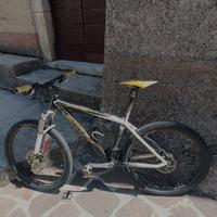 Scott scale rc carbonio