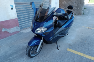 Piaggio x9 Evolution 200