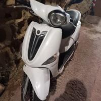 Yamaha D'elight 125 - 2013