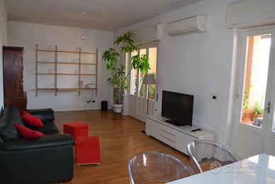 Casa totalmente arredata
