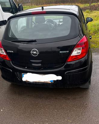 opel corsa anno 2009 per pezzi 