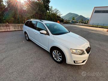 Skoda Octavia Wagon 1.6 TDI 110CV