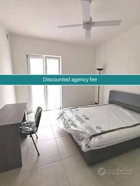 Stanza in appartamento di 90 m² a Brescia