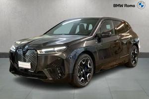 BMW iX xdrive50 pacchetto sportivo