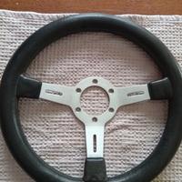 volante sportivo vintage per auto d'epoca 