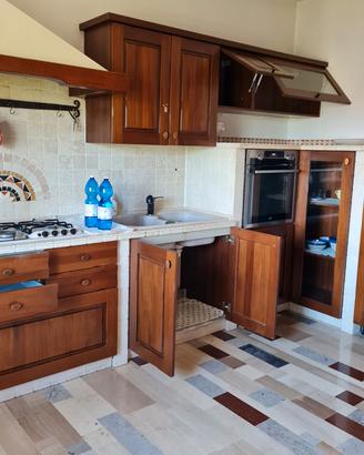 Cucina rustica in muratura a L  