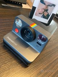 Polaroid Now Fotocamera Istantanea i-Type