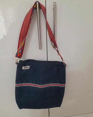 Borsa nuova fatta a mano con jeans Tommy Hilfiger