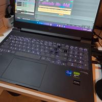 HP Victus 16 RTX 4070 / 32 GB RAM come nuovo