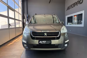 PEUGEOT Partner Tepee BlueHDi 100 Outdoor