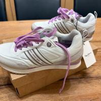 Sneakers nuove Pepe Jeans tg 37, ma calzano meno