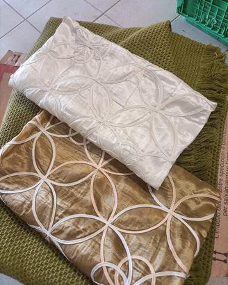 coperta 186x240 e due copri cuscino 