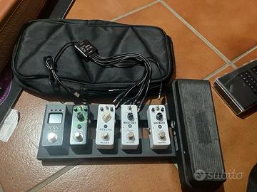 Pedaliera con borsa, alimentatore Cry Baby