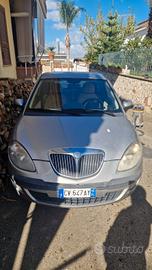 lancia y 1.2 16v platino 4.2005