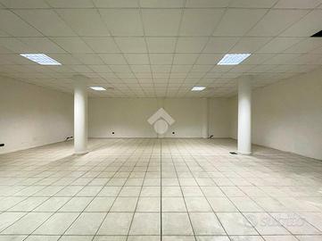 UFFICIO A PADENGHE SUL GARDA