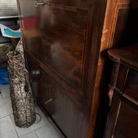 Mobile antico con ribalta/scrittoio