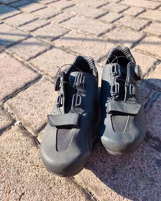 Scarpe per bici da corsa con attacchi n.37