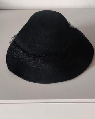 Cappellino donna con veletta feltro lana nero ceri