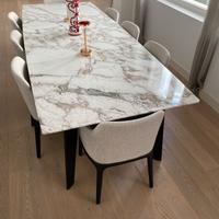 Tavolo Poliform modello Howard