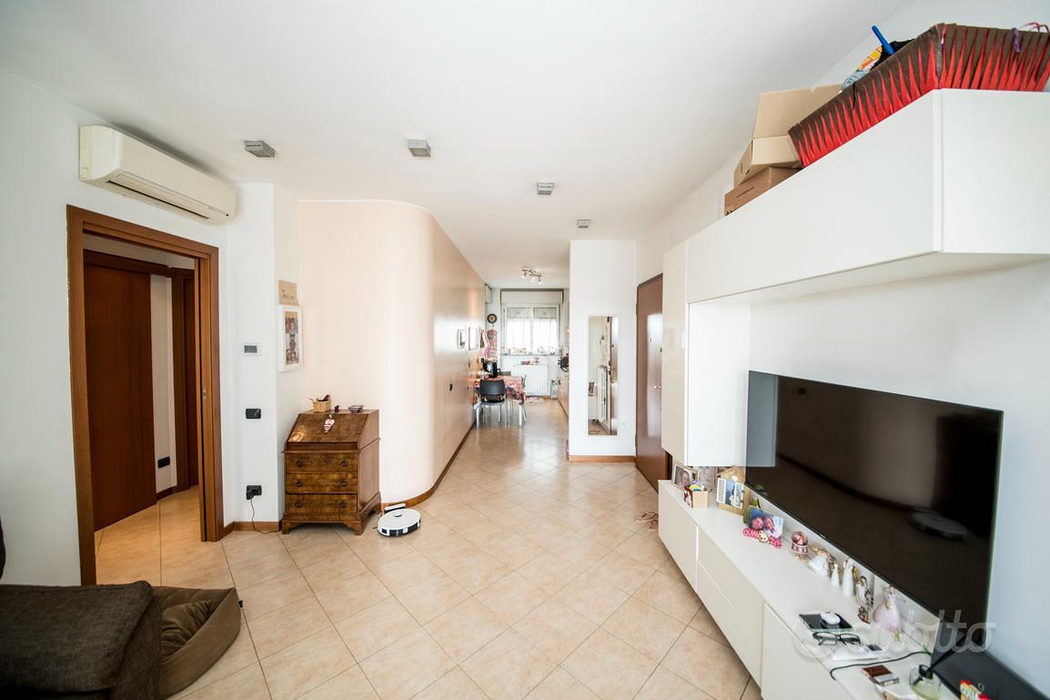 Appartamento – Milano, Rogoredo, Municipio 4 - Altro