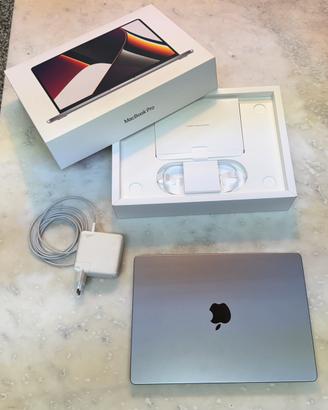 MacBook Pro 14" M1Max, ram32gb, SSD 1Tb
