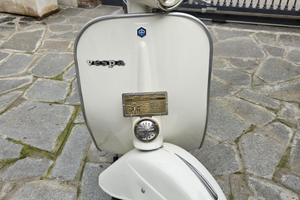 Vespa primavera 125