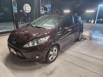 FORD FIESTA 1.4 GPL Neopatentati 