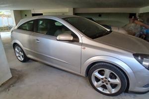 Opel Astra GTC 1600