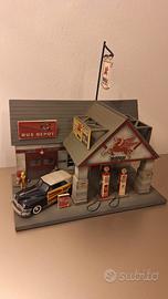 Diorama stazione servizio americana anni '50