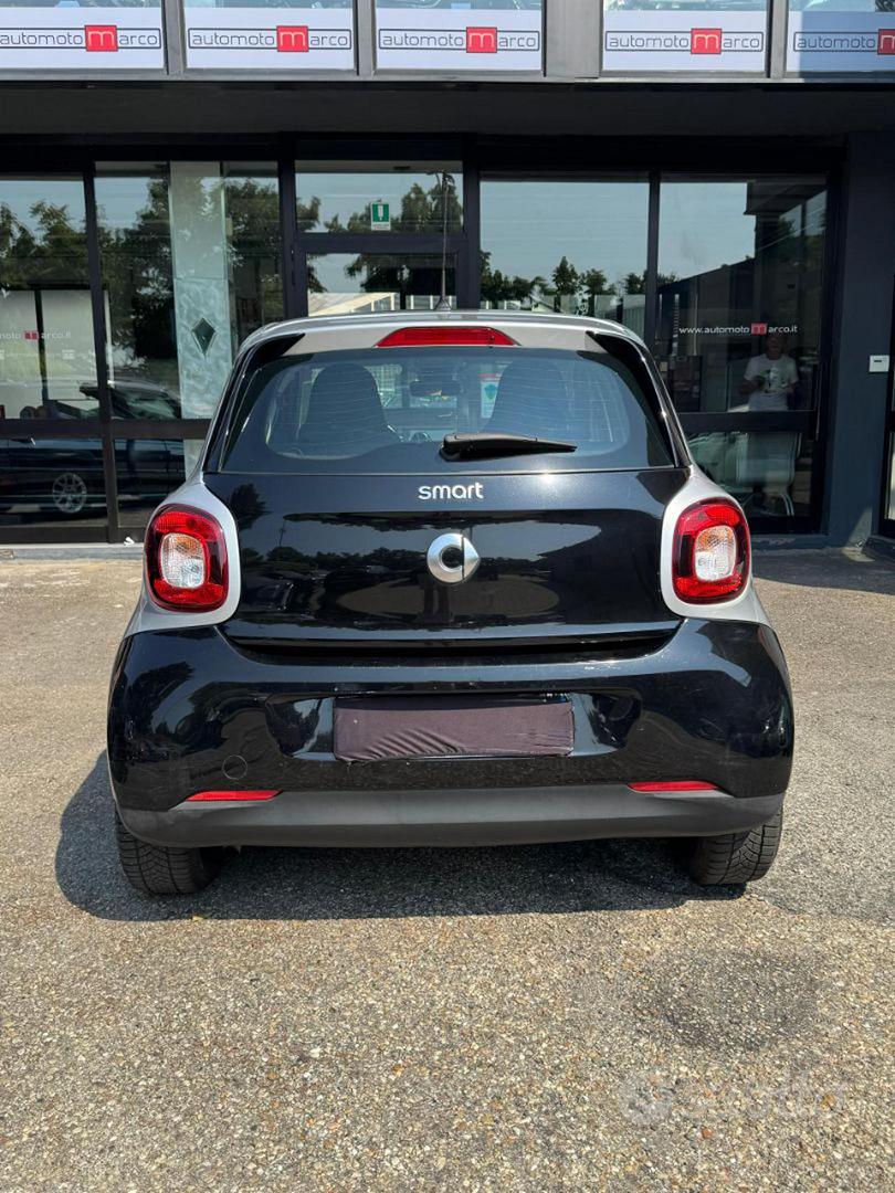 Smart Forfour 2016 photo 5