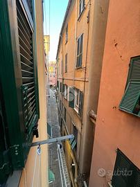 2 LOCALI A GENOVA