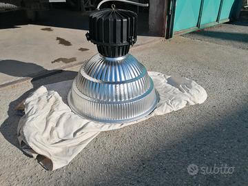 Lampada capannone