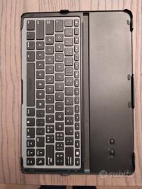 Tastiera Bluetooth ZAGG con custodia per tablet