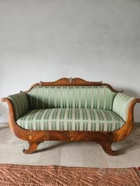 DIVANO PERIODO BEIDERMEIER AUSTRIA.
