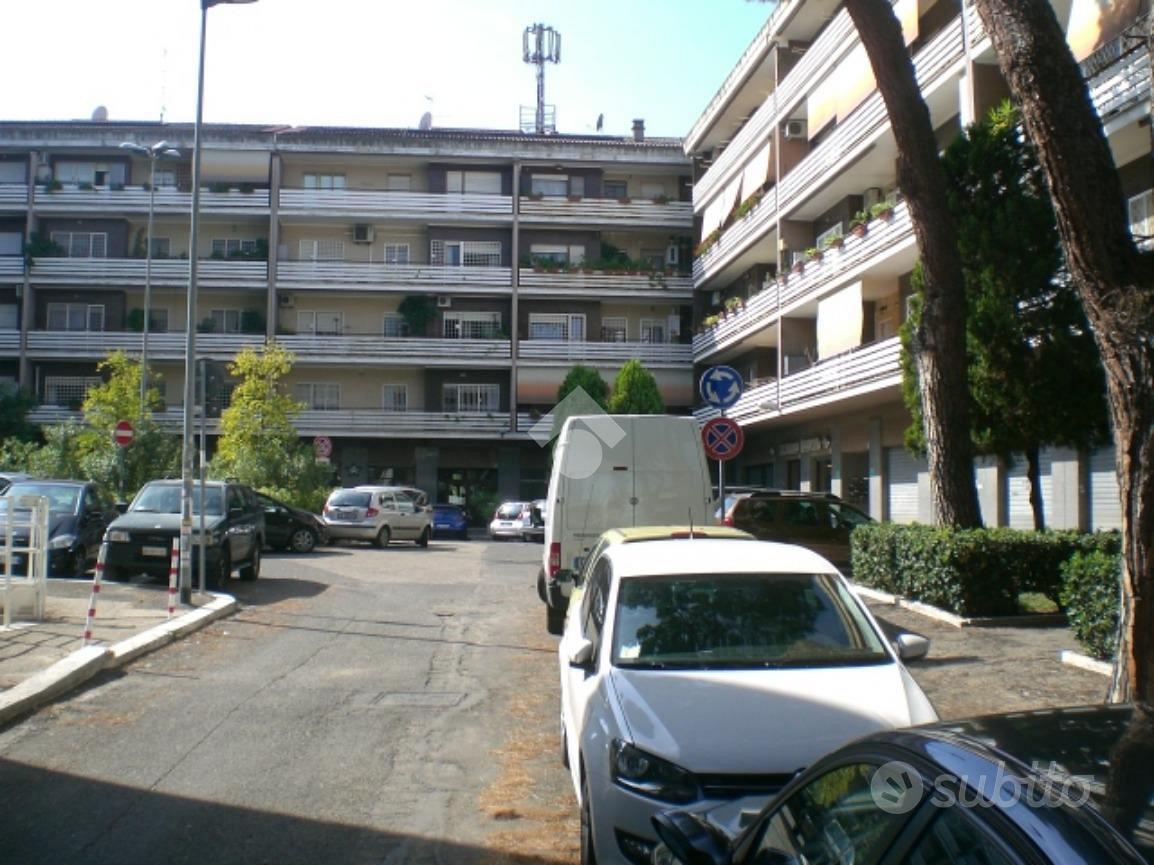 NEGOZIO A ROMA - Altro