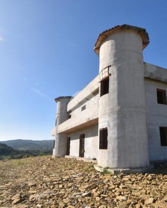 CASA INDIPENDENTE A LAUREANA CILENTO